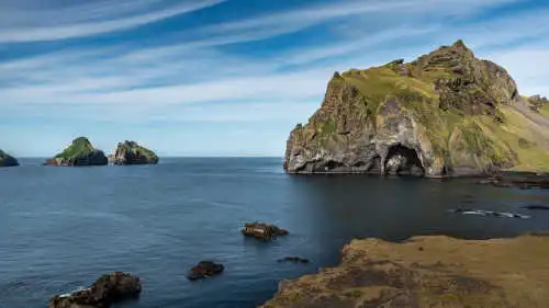 Une île dont l'extrémité prend la forme d'un éléphant