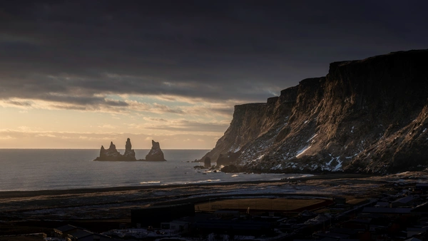 The beautiful beach of Reynisfjara seen from the heights of Vík